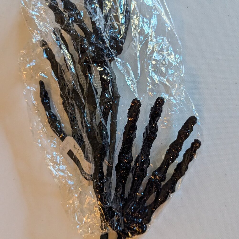NWT 3 Skeleton Hands Black Glitter Floral Pick Ashland Goth Halloween Decoration